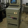 Questo e’ il nostro DEC PDP-11/34, perfettamente funzionante, con SPACE INVADERS funzionante su terminale DEC VT-100. Ci e’ stato donato dalla REM Radioterapia di Catania grazie all’interessamento del Dott. Marco...